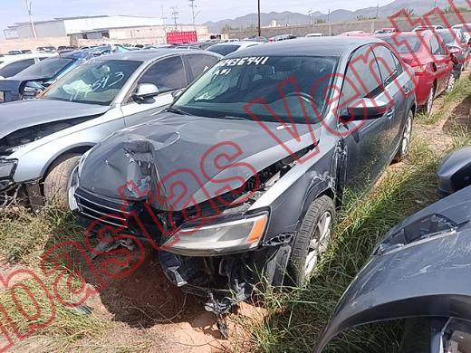 VOLKSWAGEN JETTA 2015, foto 1 de 19