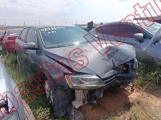 VOLKSWAGEN JETTA 2015, foto 4 de 19