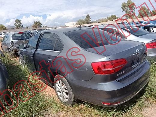 VOLKSWAGEN JETTA 2015, foto 8 de 19