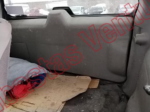 JEEP LIBERTY 2004, foto 15 de 19