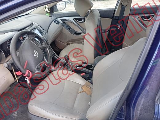 HYUNDAI ELANTRA 2014, foto 17 de 19
