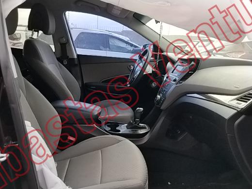 HYUNDAI SANTA FE 2018, foto 12 de 19