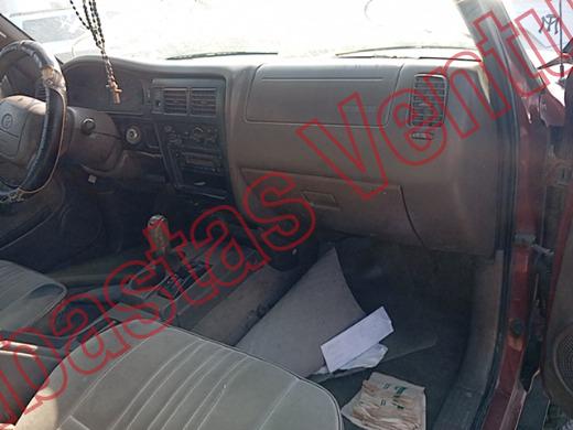 TOYOTA TACOMA 1999, foto 14 de 19