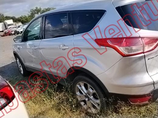 FORD ESCAPE 2014, foto 8 de 19