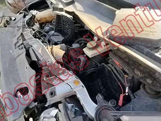 FORD ESCAPE 2014, foto 9 de 19