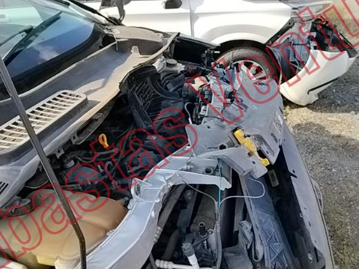FORD ESCAPE 2014, foto 11 de 19
