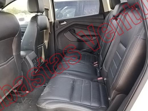 FORD ESCAPE 2014, foto 16 de 19