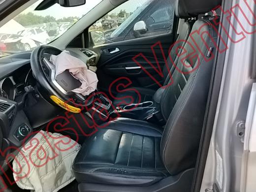 FORD ESCAPE 2014, foto 17 de 19