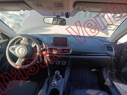 MAZDA MAZDA 3 2016, foto 14 de 19