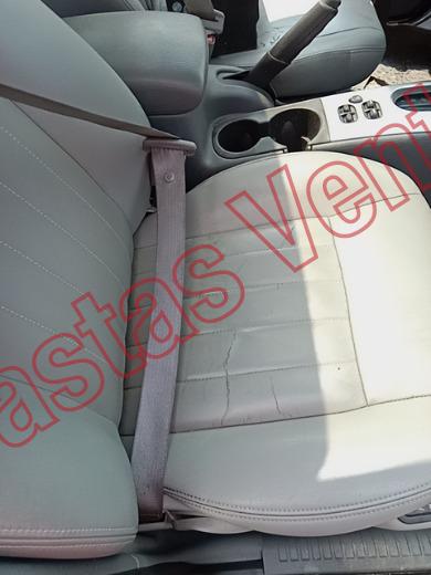 JEEP LIBERTY 2007, foto 12 de 19