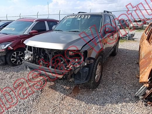 FORD ESCAPE 2012, foto 1 de 19