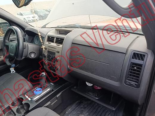 FORD ESCAPE 2012, foto 14 de 19
