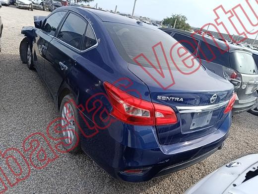 NISSAN SENTRA 2018, foto 7 de 19