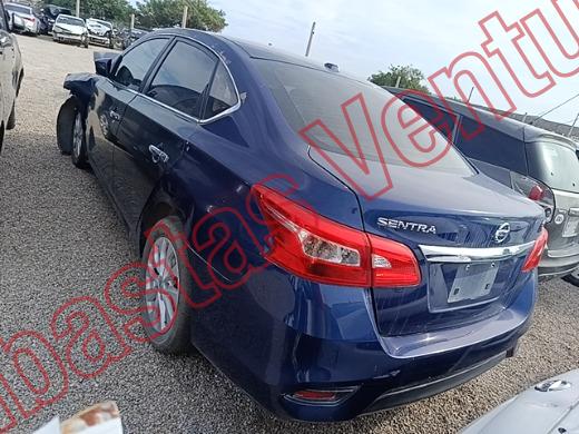 NISSAN SENTRA 2018, foto 8 de 19