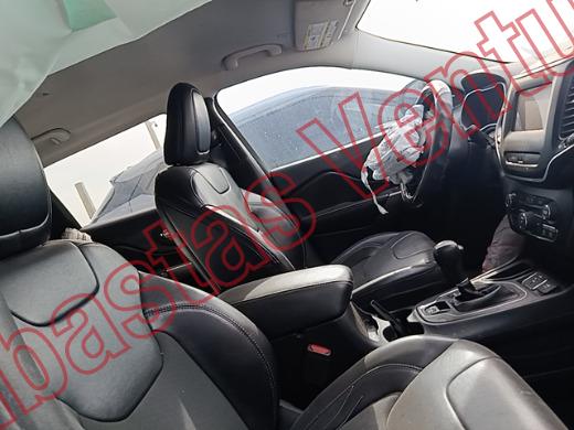 JEEP CHEROKEE 2020, foto 12 de 19
