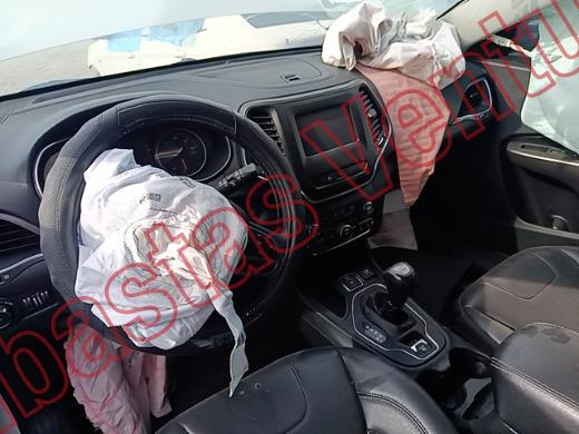 JEEP CHEROKEE 2020, foto 14 de 19