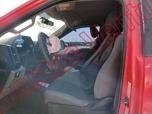 FORD F-150 2016, foto 16 de 19