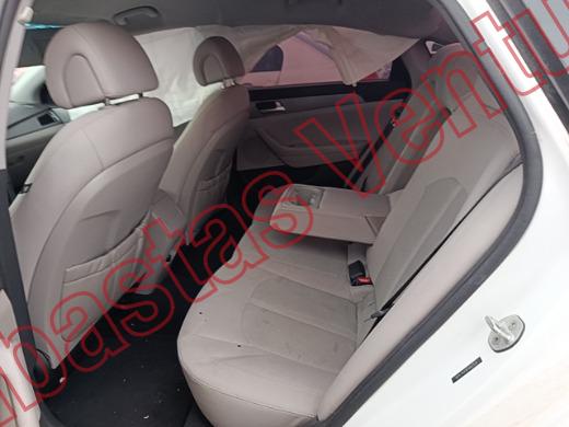HYUNDAI SONATA 2015, foto 16 de 19