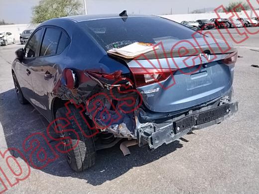 MAZDA MAZDA 3 2014, foto 7 de 19