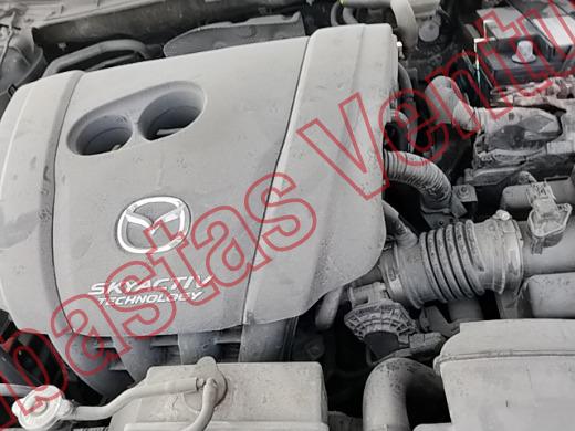 MAZDA MAZDA 3 2014, foto 9 de 19