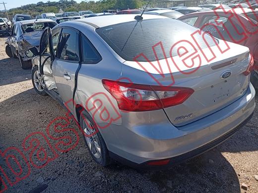 FORD FOCUS 2013, foto 7 de 19