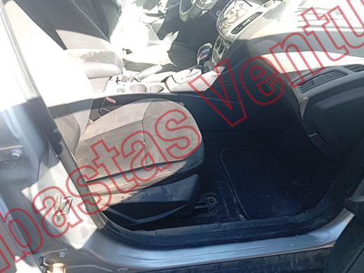FORD FOCUS 2013, foto 12 de 19