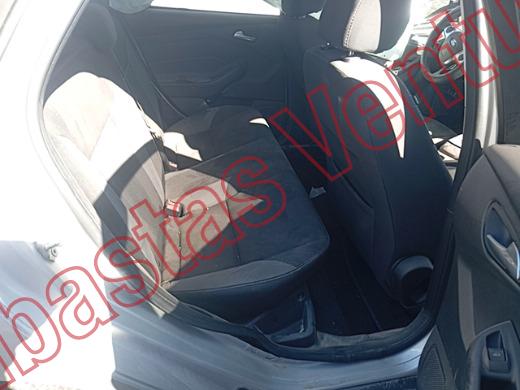 FORD FOCUS 2013, foto 13 de 19