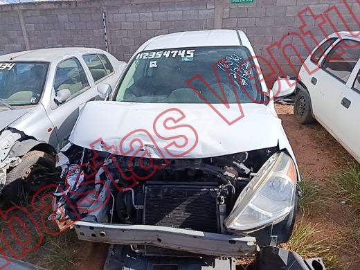 NISSAN VERSA 2015, foto 2 de 19