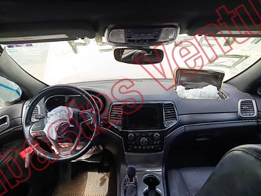 JEEP GRAND CHEROKEE 2020, foto 14 de 19