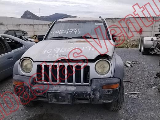 JEEP LIBERTY 2004, foto 2 de 19