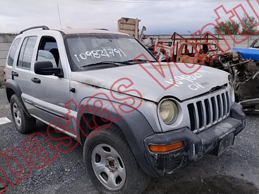 JEEP LIBERTY 2004, foto 3 de 19