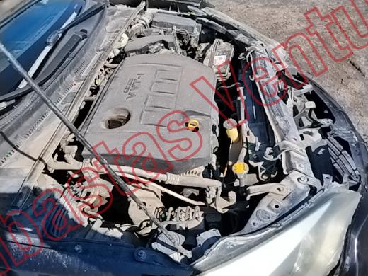 TOYOTA COROLLA 2015, foto 11 de 19