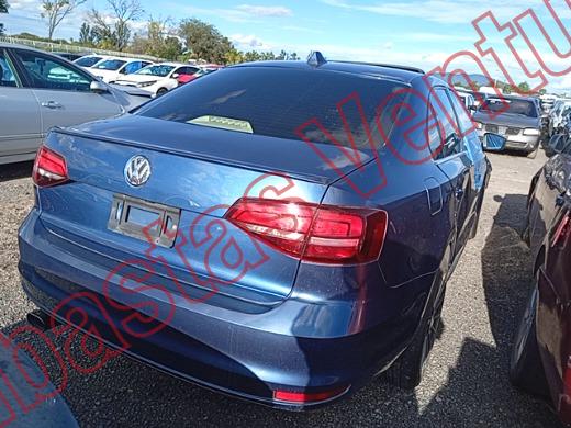 VOLKSWAGEN JETTA 2017, foto 5 de 19