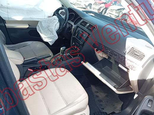 VOLKSWAGEN JETTA 2017, foto 12 de 19