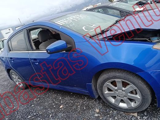 NISSAN SENTRA 2010, foto 4 de 19