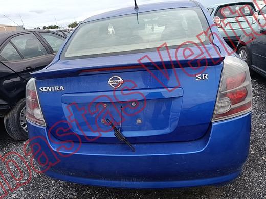 NISSAN SENTRA 2010, foto 6 de 19