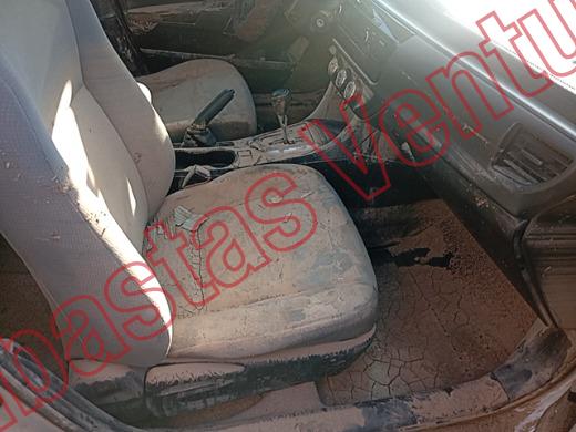 TOYOTA COROLLA 2015, foto 12 de 19