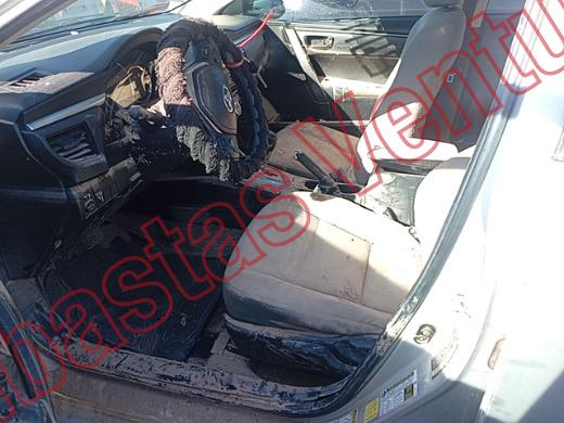 TOYOTA COROLLA 2015, foto 17 de 19