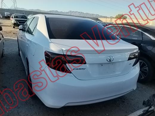 TOYOTA CAMRY 2012, foto 7 de 19