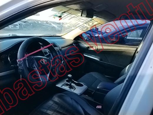 TOYOTA CAMRY 2012, foto 17 de 19