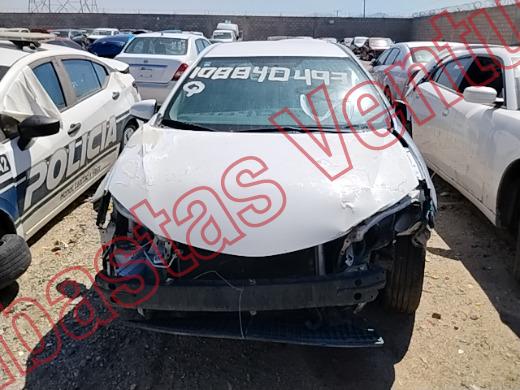 TOYOTA COROLLA 2015, foto 2 de 19