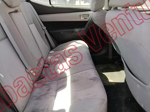 TOYOTA COROLLA 2015, foto 13 de 19