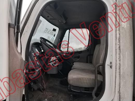 FREIGHTLINDER TRACTOCAMION 2020, foto 17 de 19