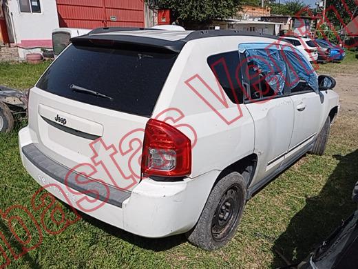 JEEP COMPASS 2010, foto 5 de 19