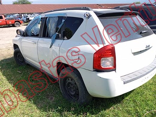 JEEP COMPASS 2010, foto 7 de 19
