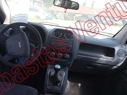 JEEP COMPASS 2010, foto 14 de 19