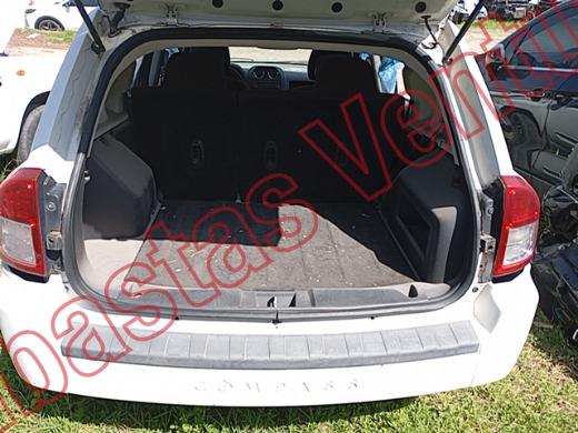 JEEP COMPASS 2010, foto 15 de 19