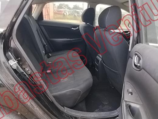 NISSAN SENTRA 2019, foto 13 de 19