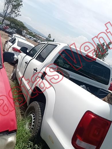 VOLKSWAGEN AMAROK 2018, foto 8 de 19