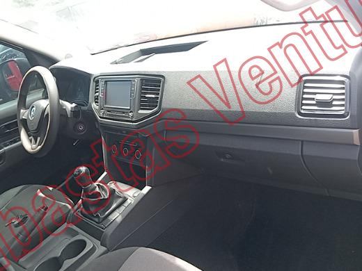 VOLKSWAGEN AMAROK 2018, foto 14 de 19